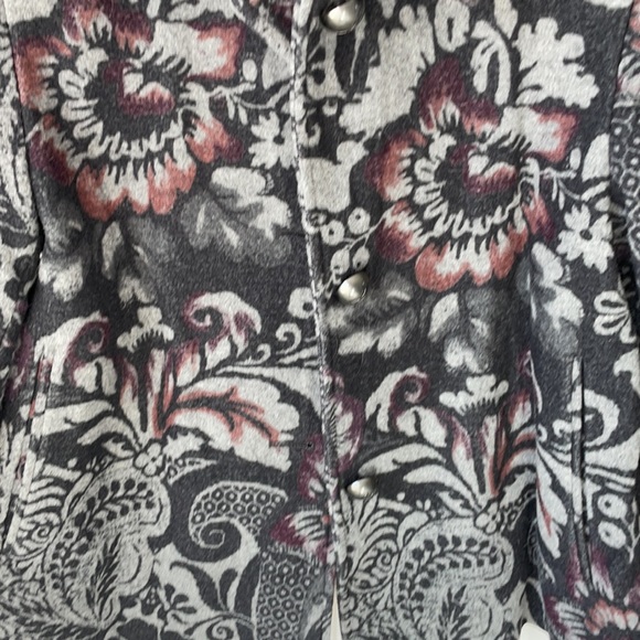 Cole Haan Collection - Picture 6 of 8